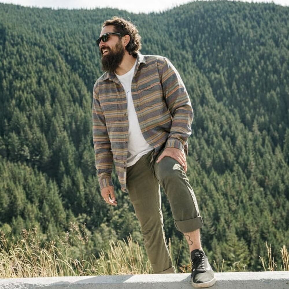 On The Byas Striped Flannel Shirt Men's M Cotton Button Up Surf Mountains